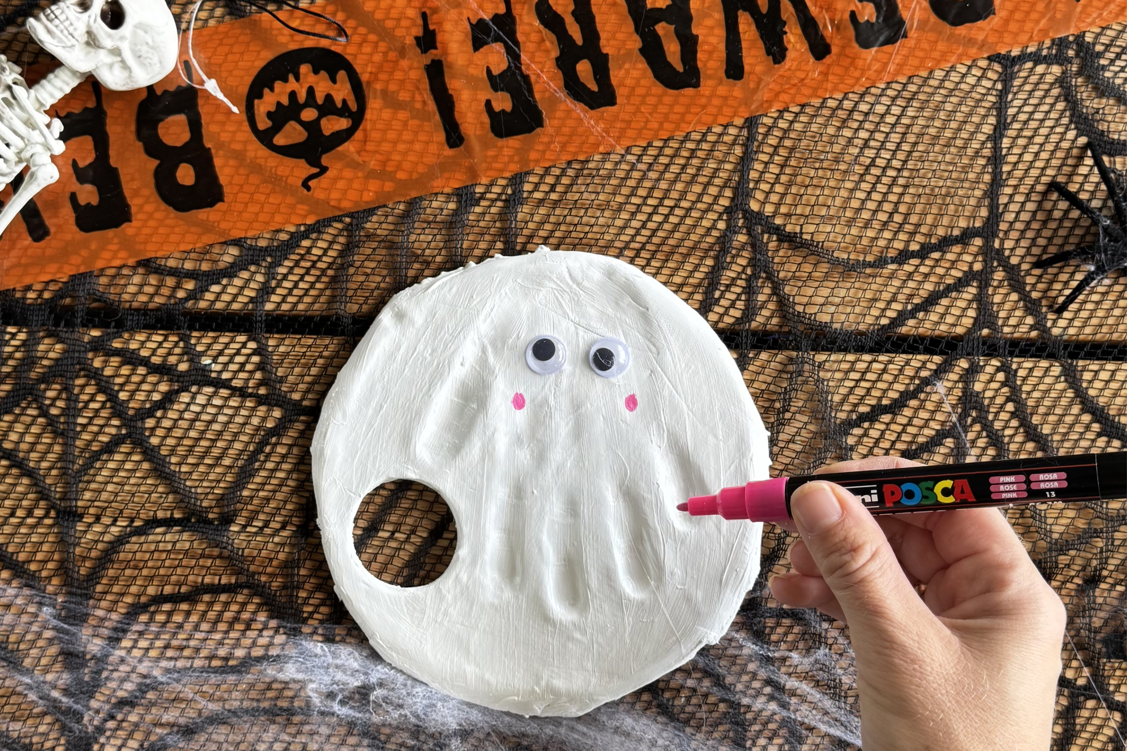 LEG_Web_Kramogkrea_spøgelse5